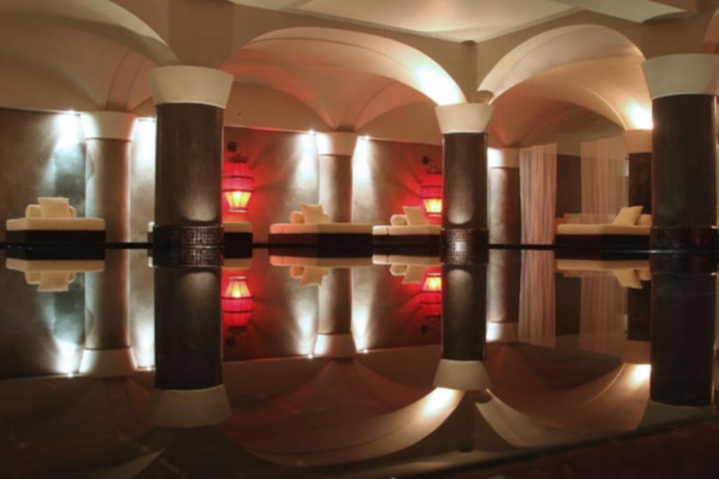 Hotel Les Jardins De La Koutoubia Marakéš Exteriér fotografie The interior of the spa